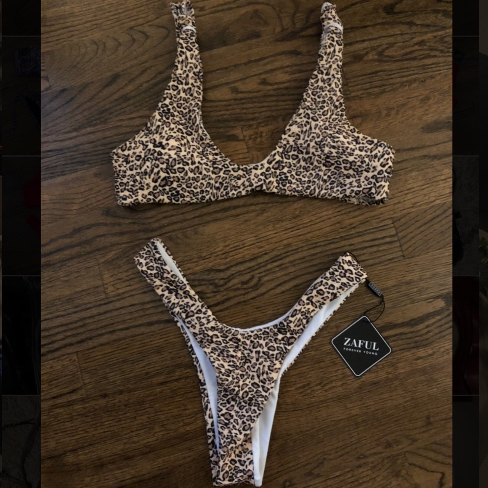Leopard high waist cheeky bikini NEVER WORN